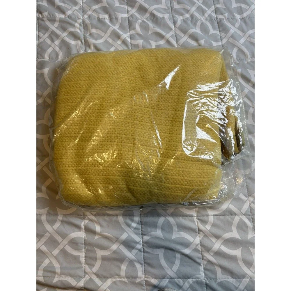 Vintage Edmond Duraloom  Blanket Yellow Celular Thermal Blanket